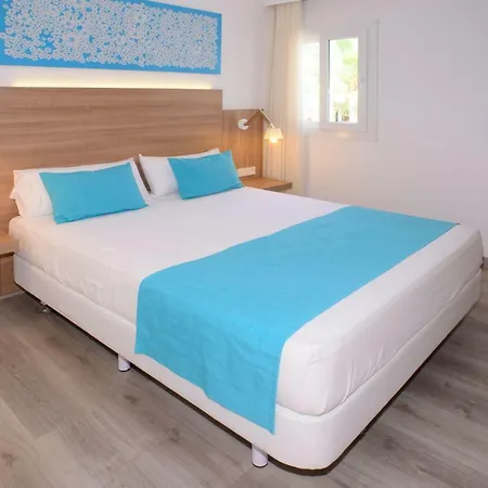 Cala Llenya Ibiza ホテル