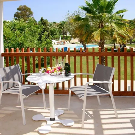 Cala Llenya Ibiza ホテル
