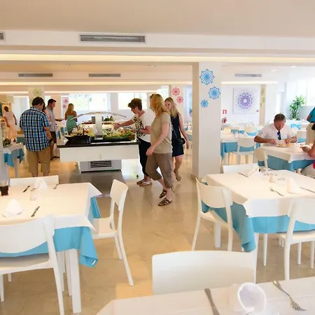 Cala Llenya Ibiza ホテル