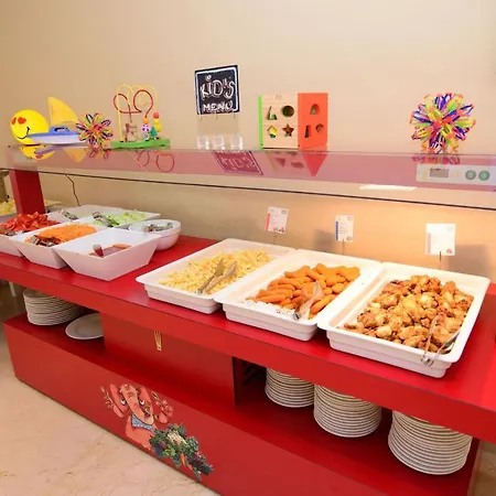 伊维萨岛卡拉莱亚度假酒店